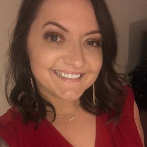 Meet your Posher, Laura